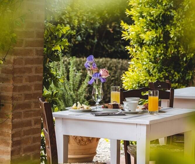 فندق Si Montalcino