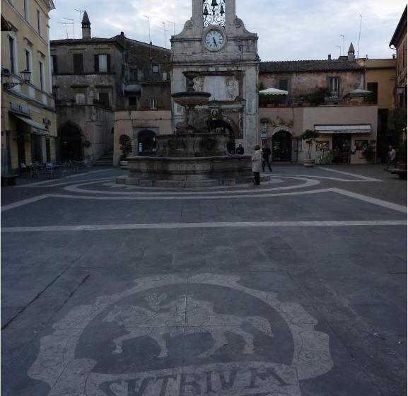 בית מלון כפרי Sutrium