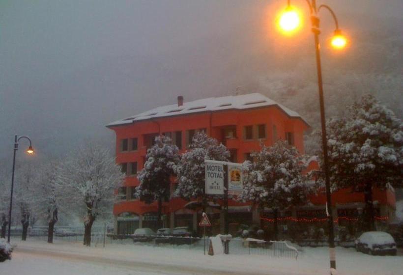 בית מלון כפרי Total