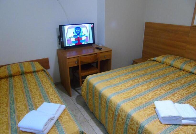 فندق Zeus Lido Di Classe Room Only