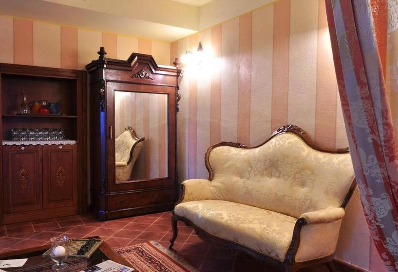 La Foresteria Del Castello   Wellness Hotel In Dimora Storica