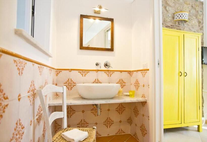 La Via Del Carretto B&b