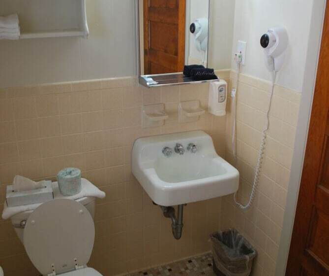 Lankford Hotel And Lodge