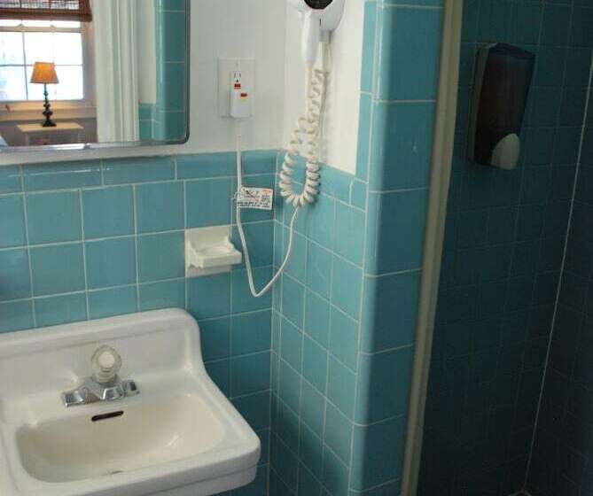 Lankford Hotel And Lodge