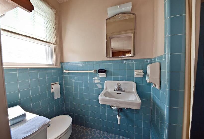 Lankford Hotel And Lodge