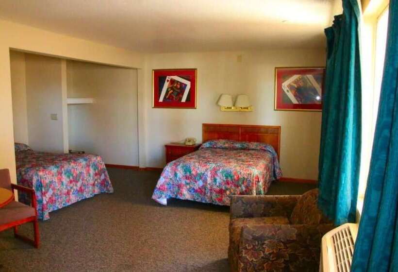 Мотель Travelers Inn Topeka