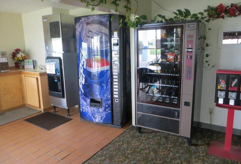 Мотель Travelers Inn Topeka