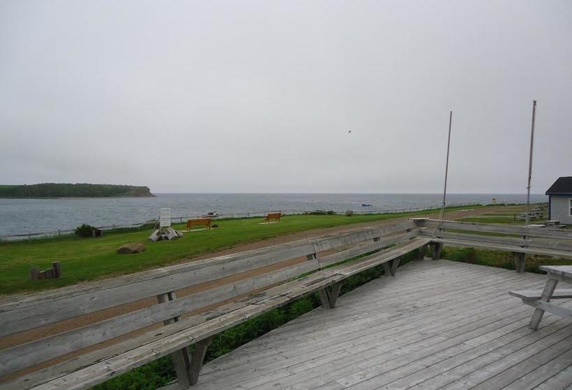 Ocean View Motel And Chalets