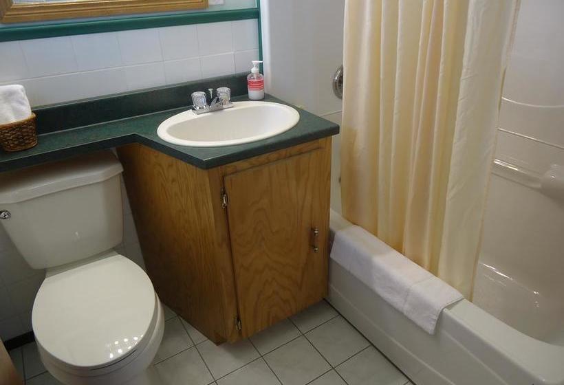 Ocean View Motel And Chalets