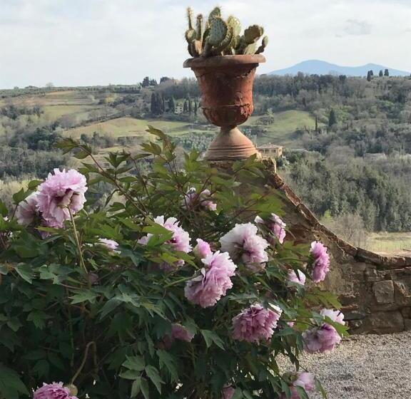 Курорт Borgo La Grancia