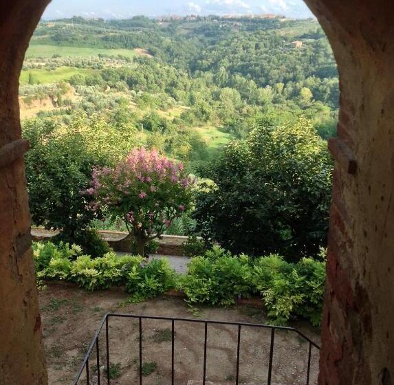 Курорт Borgo La Grancia