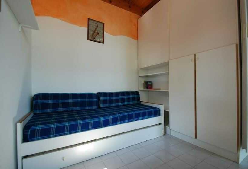 אתר נופש Residence Mare Pineta