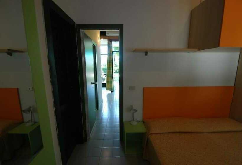 אתר נופש Residence Mare Pineta