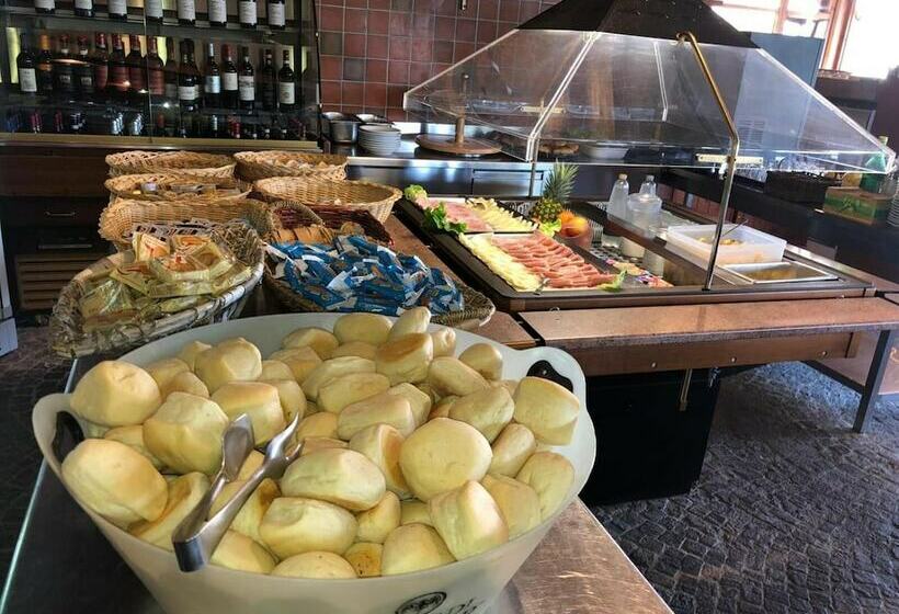 אתר נופש Residence Mare Pineta