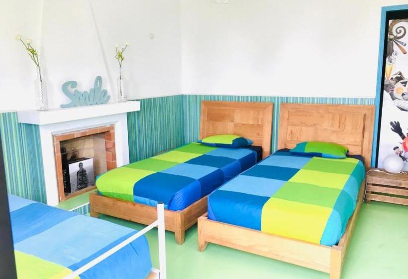 Hospedium Hostel Republica Surf House