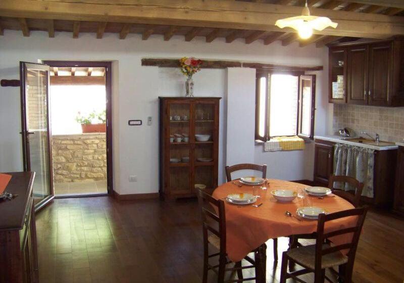 צימר Valdipetrina Appartamenti