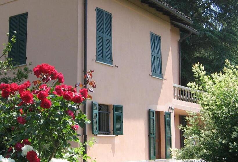 مبيت وإفطار La Miseria