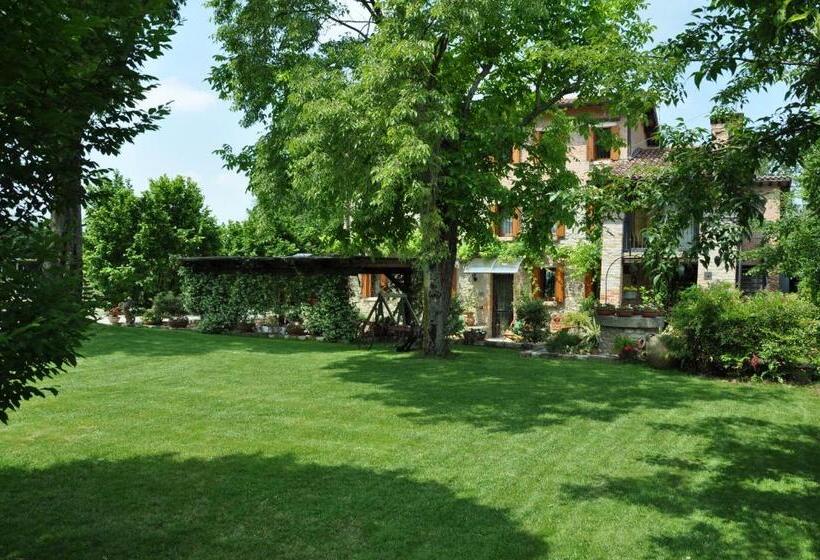 مبيت وإفطار Aiceltis