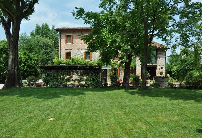 مبيت وإفطار Aiceltis