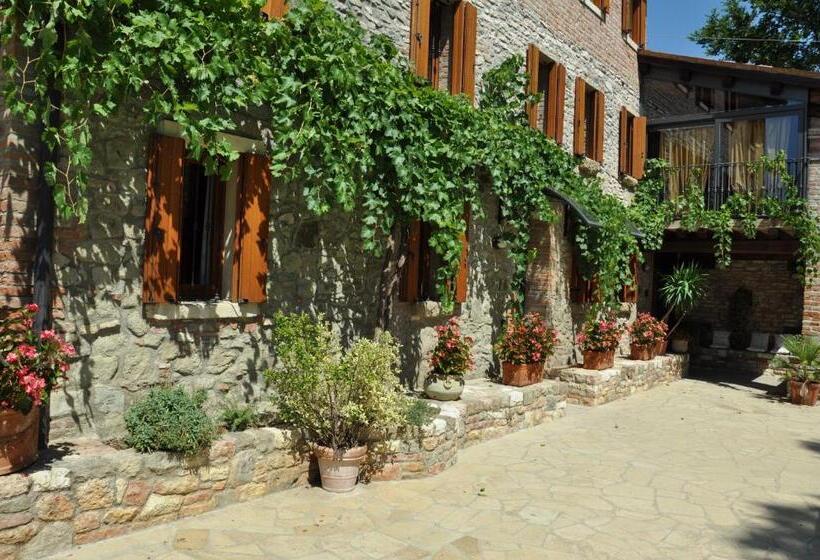 مبيت وإفطار Aiceltis