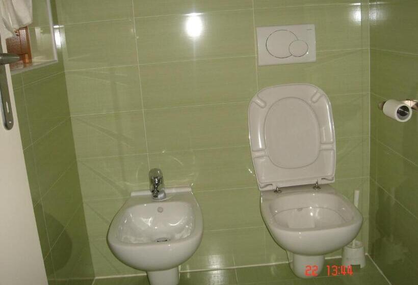 צימר Bar Trattoria Colombina Affittacamere