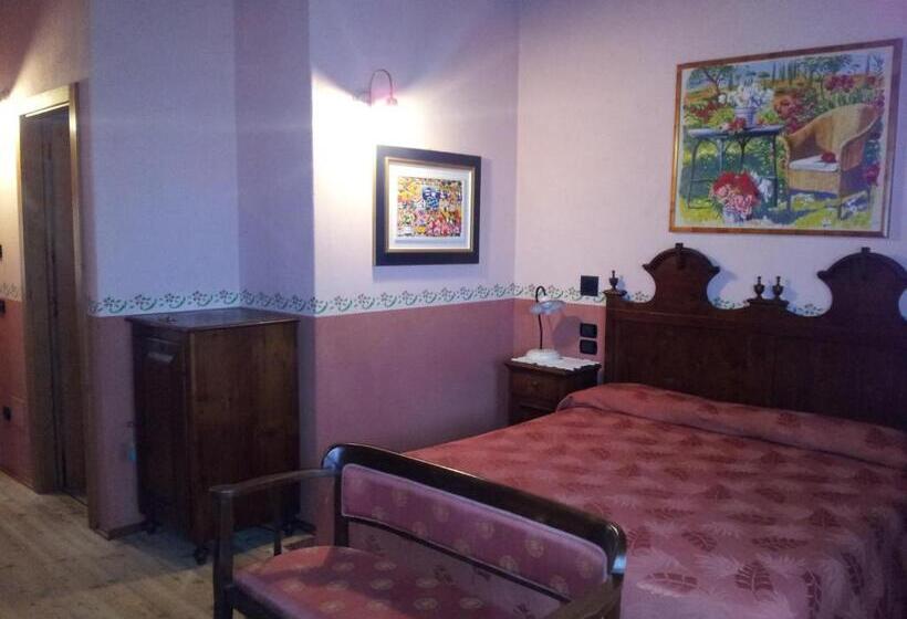 צימר Casa Del Contrabbandiere