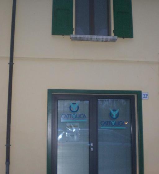 ベッドアンドブレックファースト Casadelia