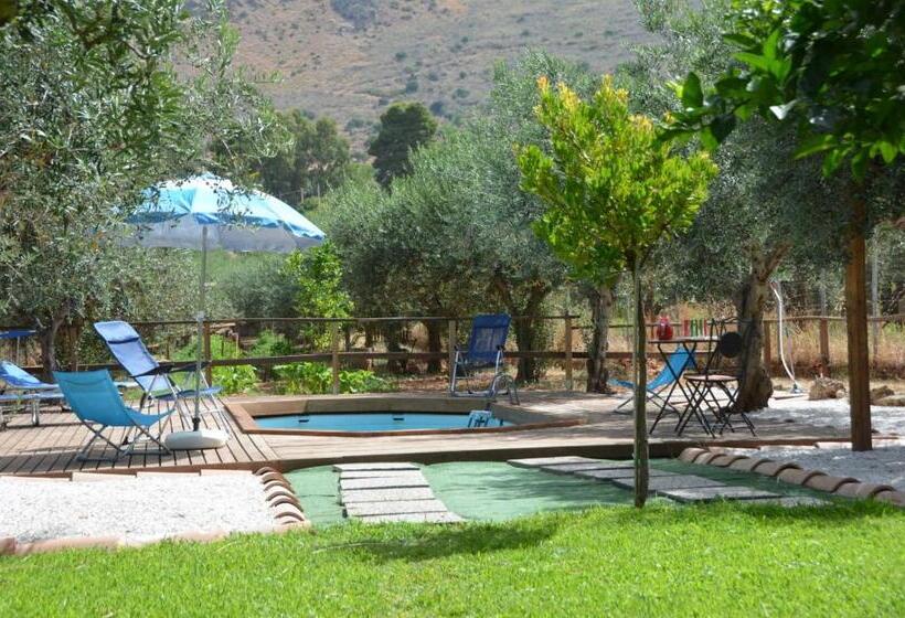 مبيت وإفطار Cascina Degli Ulivi