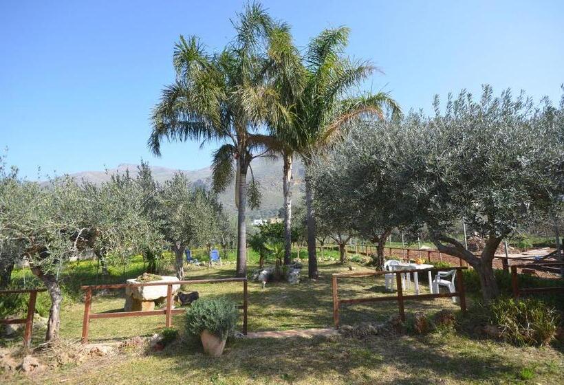 مبيت وإفطار Cascina Degli Ulivi