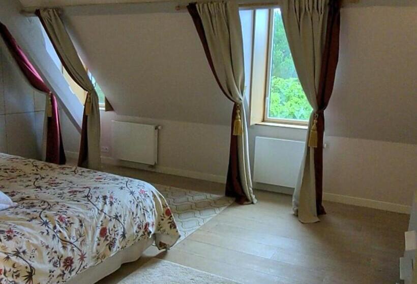 צימר Château De Brissac