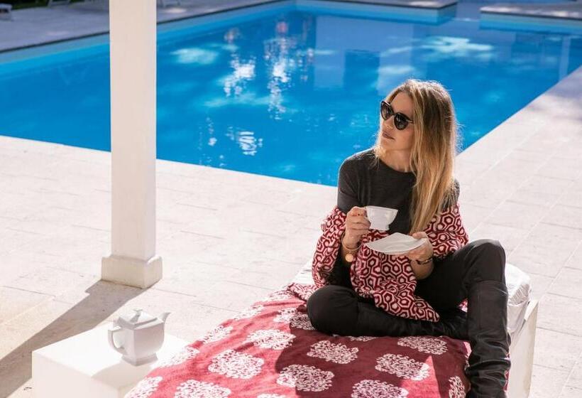 تختخواب و صبحانه Da Noi Due