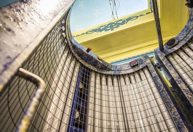 민박 Fermati Che è Tardi