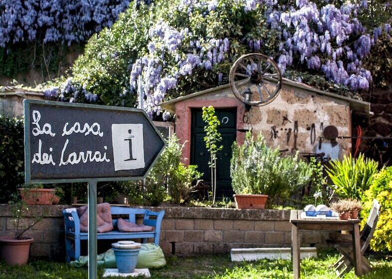 تختخواب و صبحانه La Casa Dei Carrai