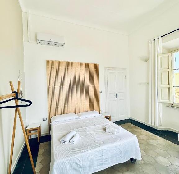 مبيت وإفطار La Siesta
