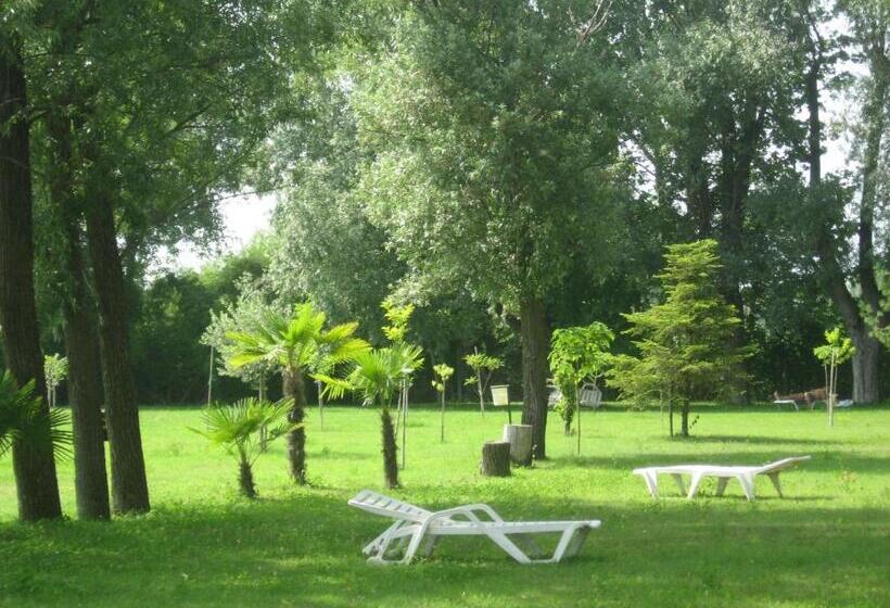 مبيت وإفطار Laghetto Ai Portici