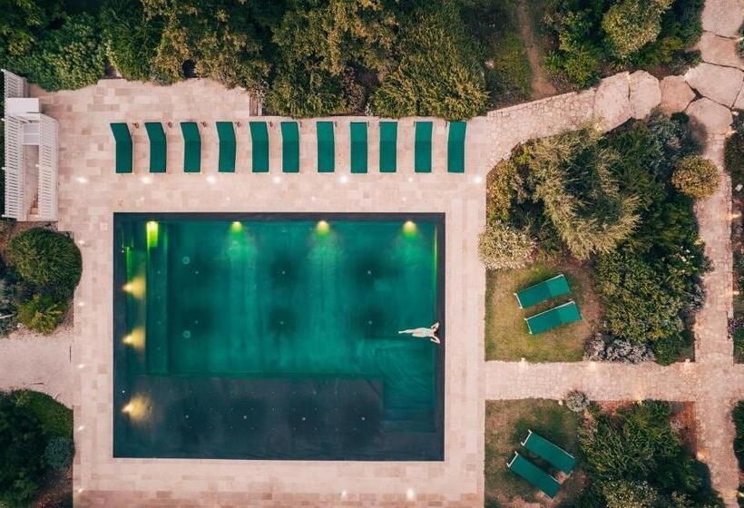 Bed and Breakfast Leonardo Trulli Resort