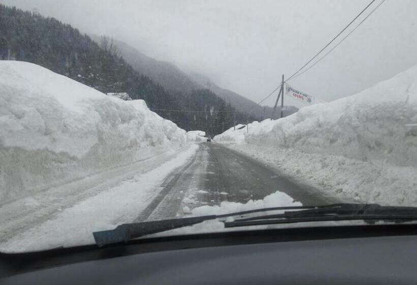 住宿加早餐  Meublè Blue House