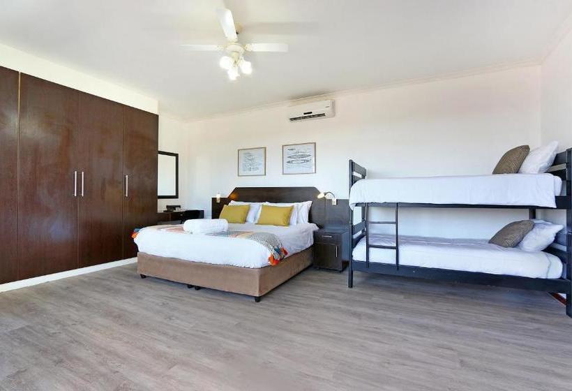 مبيت وإفطار Orange Inn Melkbosstrand