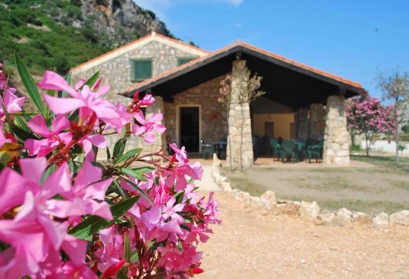 צימר Punto Di Ristoro Uttolo