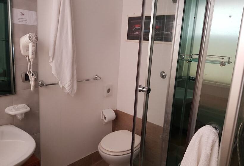 تختخواب و صبحانه Rooms2rent