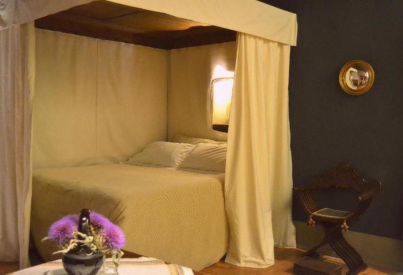 تختخواب و صبحانه Sanpolo 1544 Antique Room