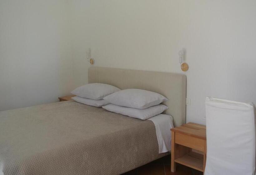 ベッドアンドブレックファースト Villa Carlotta Resort