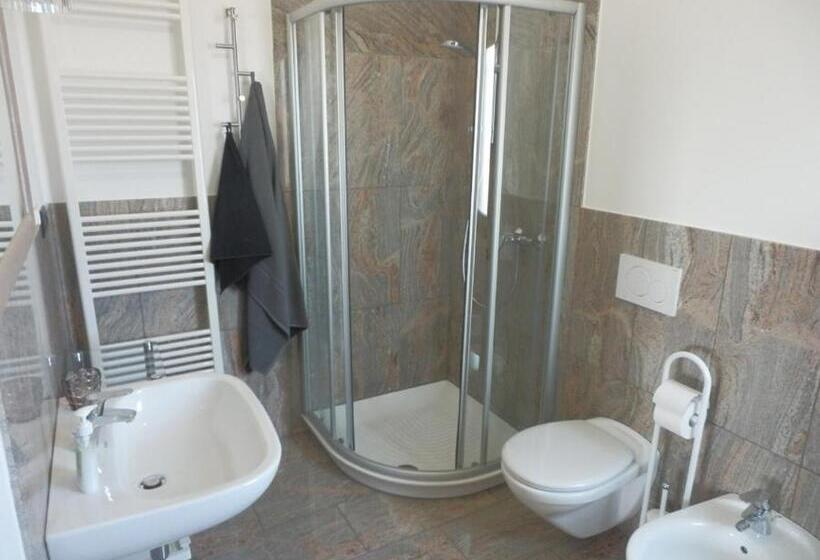 مبيت وإفطار Villa Emilia