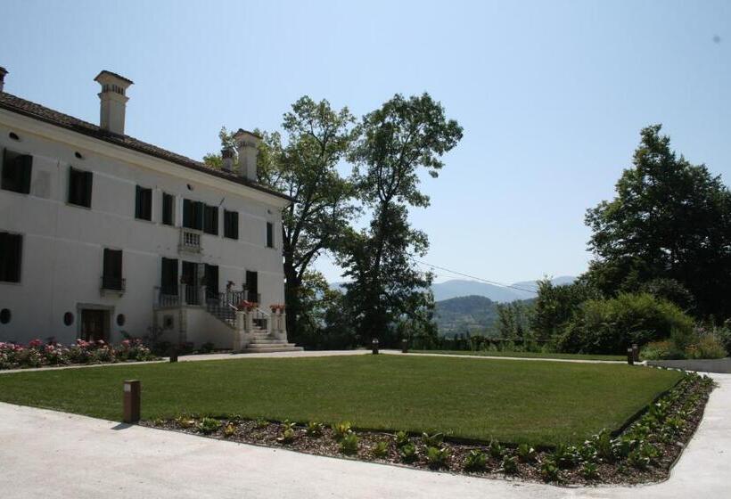 ベッドアンドブレックファースト Villa San Liberale   Suites & Wellness