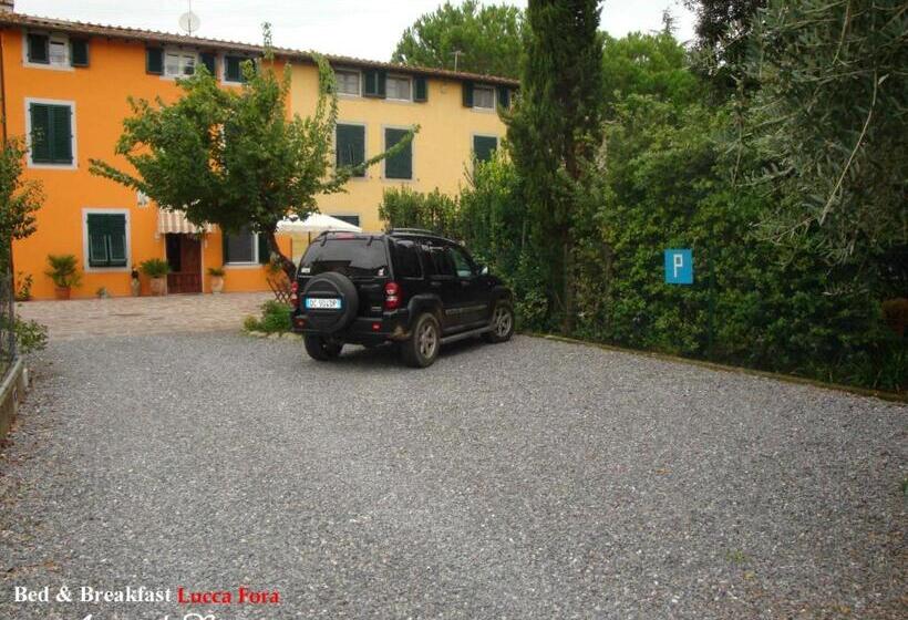 Bed & Breakfast Lucca Fora