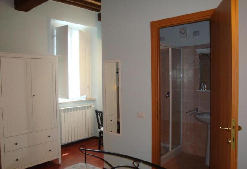 Bed & Breakfast Lucca Fora