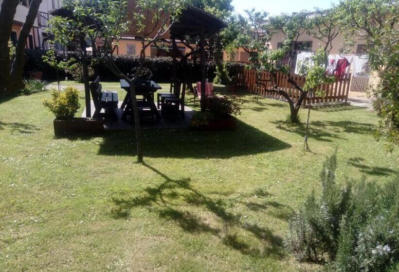 Bed & Breakfast Lucca Fora