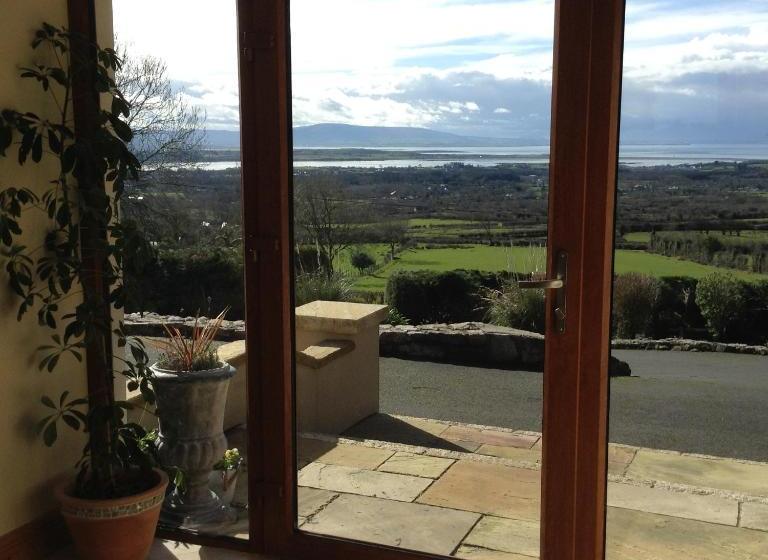 Benbulben Farmhouse B&b