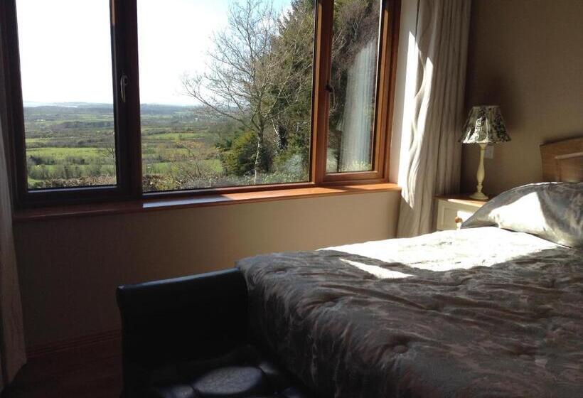 Benbulben Farmhouse B&b