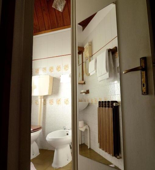 ホテル Albergo Mirella